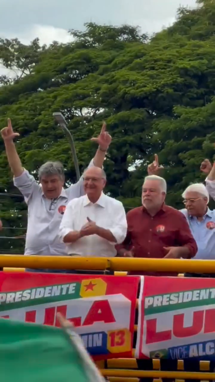 2024-geraldo-alckmin-reune-apoiadores-de-lula-em-sao-carlos-no-ultimo-dia-de-campanha-1792689583