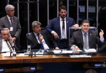 Alcolumbre retira PEC da Segurança Pública da pauta do Senado
