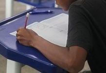 Alunos e professores participam hoje de Olimpíada de Matemática