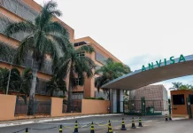Anvisa proíbe venda de picolé com melatonina e suplemento de proteína