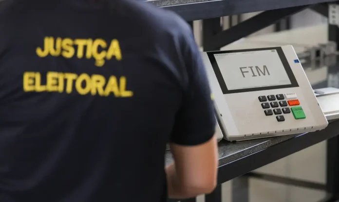assedio-eleitoral-aos-trabalhadores-e-crime-veja-como-denunciar-1793134805