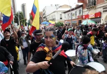 Colômbia vive protestos contra o governo de La Espriella