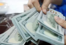 Dólar sobe 1,15% e fecha a R$ 5,09 em dia de cautela