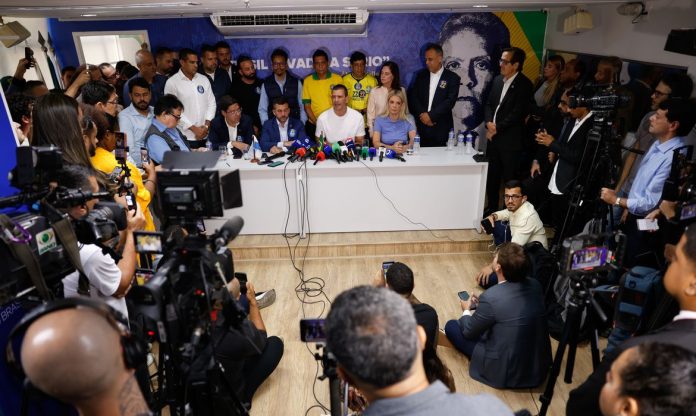 douglas-ruas-critica-judicializacao-da-eleicao-e-se-declara-governador-1791500405