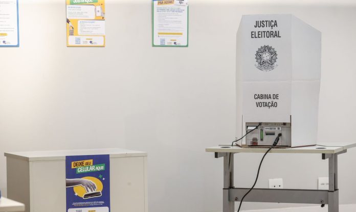 eleitores-de-itaguai-no-rio-votam-domingo-tambem-para-prefeito-1792753214