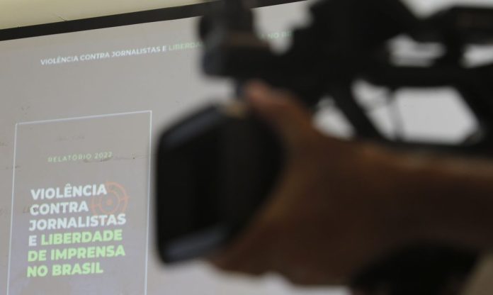 em-editorial-veiculos-independentes-de-imprensa-defendem-democracia-1792029610