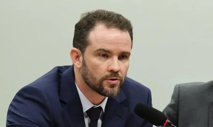 governo-buscara-cumprir-meta-fiscal-com-dialogo-diz-durigan-1793120406