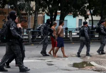 Governo do RJ deverá adquirir câmeras para policiais em março de 2027