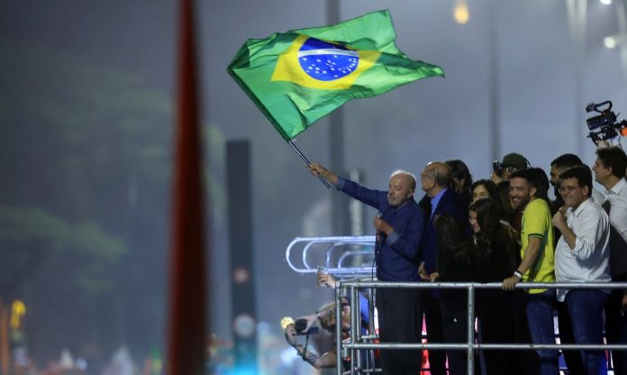 lideres-estrangeiros-reconhecem-vitoria-e-parabenizam-lula-1793052005