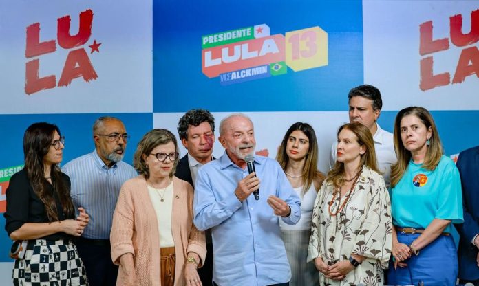 lula-celebra-avanco-do-fim-da-6x1-e-defende-investimento-publico-1791507604