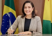 Mailza Assis é reeleita governadora do Acre