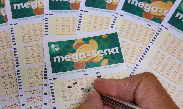 mega-sena-acumula-novamente-e-premio-vai-a-r-320-milhoes-1793149212