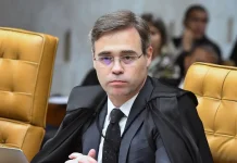 Mendonça reitera que Lula e Flávio podem abrir sigilos por ato próprio