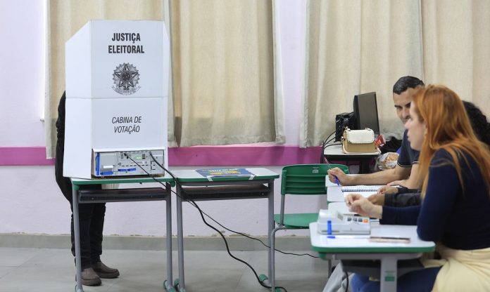 mpt-registra-quase-2-mil-denuncias-de-assedio-eleitoral-no-brasil-1793120410