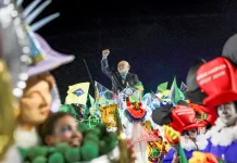 PGE: desfile de carnaval sobre Lula não foi propaganda antecipada