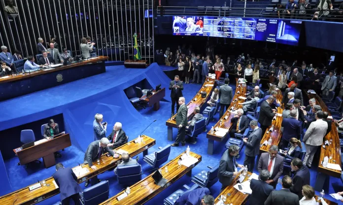 pl-elege-19-senadores-e-soma-28-mdb-conquista-sete-vagas-e-pt-seis-1791249745