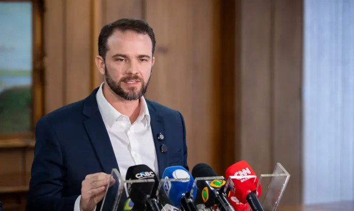 previsao-de-superavit-no-orcamento-de-2027-esta-mantida-diz-durigan-1792706406