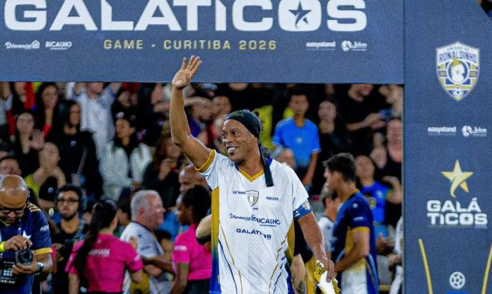ronaldinho-gaucho-anuncia-volta-aos-gramados-pelo-italiano-ravenna-1792854007