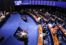 Senado aprova aumento de limite e perdão de dívida para MEIs