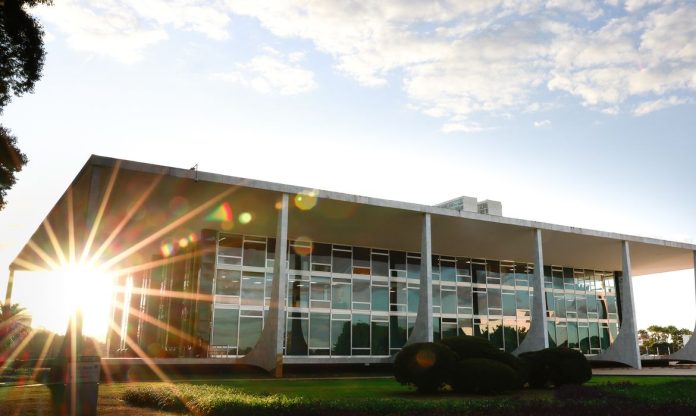 stf-deve-julgar-revisao-da-condenacao-de-bolsonaro-apos-eleicoes-1791403207
