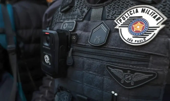 tres-suspeitos-sao-mortos-pela-policia-militar-em-assalto-a-casa-em-sp-1792105218