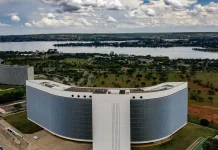 TSE determina isonomia após IA da Meta barrar imagens de Lula