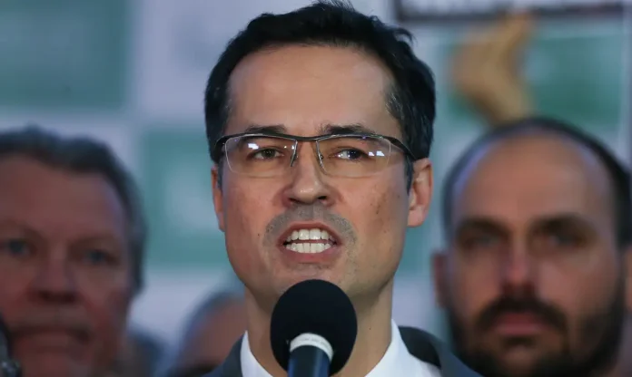 tse-julga-validade-da-candidatura-de-deltan-ao-senado-1791457210